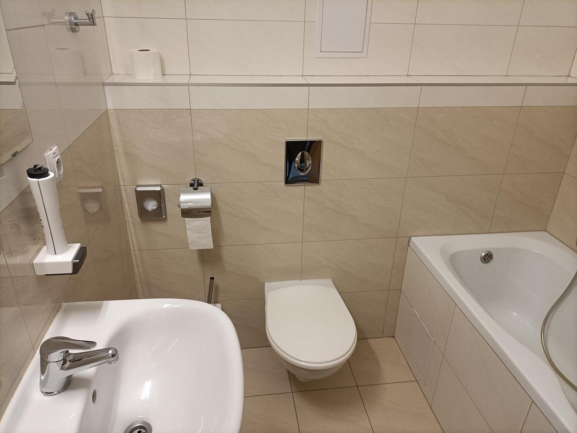 Hotel Eminent Ступава Экстерьер фото